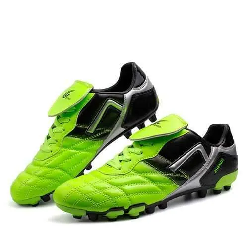 Breathable Light Shock Absorption Studs Football Soccer Shoes