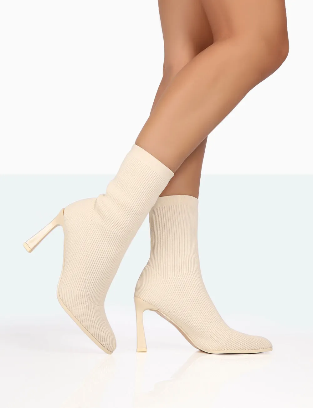 Farah Ecru Knitted Pointed Toe Stiletto Heel Ankle Sock Boots