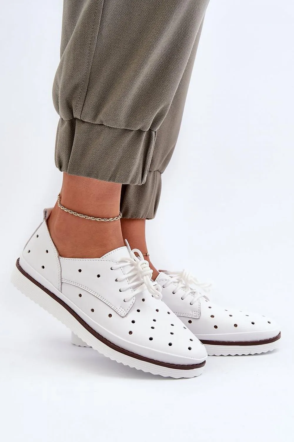 TEEK - Womens Hole Punched Low Shoes